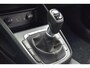 Hyundai Kona 1.0 T-GDI Premium Pack | Stuur/Stoelverwarming | Trekhaak | Navigatie | 100% Hyundai Onderhouden | 12 mnd BOVAG garantie Whatsapp 06-53188999