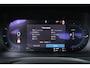 Volvo S60 Recharge T8 AWD Ultimate Dark - LONG RANGE - Panorama/schuifdak - IntelliSafe Assist & Surround - 360º Camera - Harman/Kardon audio - Adaptieve LED koplampen - Verwarmde voorstoelen, stuur & achterbank - Parkeersensoren voor & achter - Elektr. bedienb. voorstoelen met geheugen - Head up display - 19' LMV