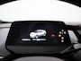 Volkswagen ID.4 First 77 kWh | Apple Carplay | Navigatie | Electr. bedienbare trekhaak |  Voorstoelen verwarmd |  Achteruitrij camera | Parkeersensoren voor en achter |