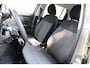 Hyundai Inster E-MOTION | NL-AUTO! | ADAPTICE CRUISE | KEYLESS ENTRY+GO | CAMERA | NAVI | CLIMA | TOMBOY KHAKI | PERFECTE STAAT!