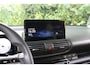 Hyundai Inster E-MOTION | NL-AUTO! | ADAPTICE CRUISE | KEYLESS ENTRY+GO | CAMERA | NAVI | CLIMA | TOMBOY KHAKI | PERFECTE STAAT!