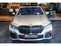 BMW 7-Serie 745e High Exe M-Sport Individual Comfortstoelen V/A Nappa Leder Memory/ Koeling, Pano, ACC, HUD, Softclose, Laser, Keyless, Harman-Kardon, Driving Ass/ Warmte Comfort/ Airco Comfort/ Park+ Pakket, 4 Zone, Bmw Live, Lmv 20''