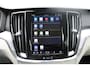 Volvo V60 B3 Essential Edition | Trekhaak | Stoelverwarming | Pilot Assist