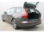 Volvo V60 B3 Essential Edition | Trekhaak | Stoelverwarming | Pilot Assist