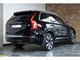 Volvo XC90 T8 Plug-in hybrid AWD Ultra Bright | Verwarmbare voorstoelen | Verwarmbaar stuurwiel | Verwarmbare achterbank | Premium audio by Bowers & Wilkins | Panoramadak | Luchtvering | Rondom zichtcamera | 21 inch Lichtmetalen velgen