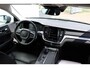 Volvo V60 B3 Automaat Momentum Advantage | Adaptieve Cruise Control| Blind Spot| Parkeer Camera| Park Assist voor en Achter |Verwarmbare Voorstoelen en Stuurwiel| Lederen bekleding.