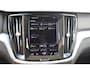 Volvo V60 B3 Automaat Momentum Advantage | Adaptieve Cruise Control| Blind Spot| Parkeer Camera| Park Assist voor en Achter |Verwarmbare Voorstoelen en Stuurwiel.
