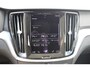 Volvo V60 B3 Automaat Momentum Advantage | Adaptieve Cruise Control| Blind Spot| Parkeer Camera| Park Assist voor en Achter |Verwarmbare Voorstoelen en Stuurwiel.