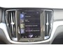 Volvo V60 B3 Automaat Momentum Advantage | Adaptieve Cruise Control| Blind Spot| Parkeer Camera| Park Assist voor en Achter |Verwarmbare Voorstoelen en Stuurwiel| Lederen bekleding.