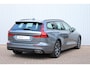Volvo V60 B3 Automaat Momentum Advantage | Adaptieve Cruise Control| Blind Spot| Parkeer Camera| Park Assist voor en Achter |Verwarmbare Voorstoelen en Stuurwiel.