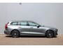 Volvo V60 B3 Automaat Momentum Advantage | Adaptieve Cruise Control| Blind Spot| Parkeer Camera| Park Assist voor en Achter |Verwarmbare Voorstoelen en Stuurwiel| Lederen bekleding.