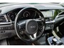 Kia e-Niro DynamicLine 64 kWh 3-Fase/ Camera/ Facelift/ Stoel-stuurverwarming/ Carplay/ Navigatie/ Half leer/ Dab/ Adapt. cruise
