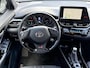 Toyota C-HR 1.8 Hybrid GR-Sport **NAVIGATIE/ KEYLESS/ PARKEERSENSOREN VOOR EN ACHTER/ 36 MAANDEN GARANTIE**