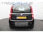 Fiat Panda 1.2 Climbing 4x4 met dubbel schuifdak en airco