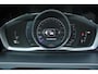 Volvo V60 T3 AUT6 153PK R-Design | Dealer Onderhouden | Standkachel | Cruise Control | Stoelverwarming | 18" Lichtmetalen Velgen | Adaptieve Bi-Xenon Koplampen Met Bochtverlichting | Bluetooth | Full-Map Navigatie