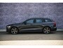 Volvo V60 2.0 B4 Plus Dark | Adaptive Cruise Control | 19” | Camera | Apple Carplay | Memory Seats | Leder | LED |