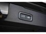Volvo V60 2.0 B4 Plus Dark | Adaptive Cruise Control | 19” | Camera | Apple Carplay | Memory Seats | Leder | LED |