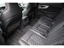 Audi Q7 55 TFSI e quattro Pro Line S 380PK / 280kW, Lederen bekleding, 21" LMV, honingraat, servo sluiting portieren, dodehoek sensor, achteruitrijcamera, parkeersensoren voor en achter, voorstoelen verwarmbaar, Bose Sound System, verstelbare achterbank, navigatie, DAB+, Apple Carplay, keyless start & entry, LED matrix koplampen, elektrisch verstelbare voorstoelen etc.