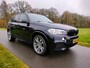 BMW X5 xDrive35i 306pk High Executive|M-pakket|Carbonzwart|Trekh|20inch|Camera|SUPER onderhouden!!