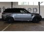 Land Rover Range Rover Sport 5.0 V8 Supercharged SVR | 551PK | Panorama dak | Meridian Audio| F1 flippers | Elektr. trekhaak | Alcantara hemel zwart | Schaalstoelen + verwarming en ventilatie | Standkachel | Stuurverwarming | Apple carplay |