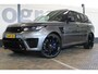 Land Rover Range Rover Sport 5.0 V8 Supercharged SVR | 551PK | Panorama dak | Meridian Audio| F1 flippers | Elektr. trekhaak | Alcantara hemel zwart | Schaalstoelen + verwarming en ventilatie | Standkachel | Stuurverwarming | Apple carplay |