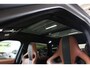 Land Rover Range Rover Sport 5.0 V8 Supercharged SVR | 551PK | Panorama dak | Meridian Audio| F1 flippers | Elektr. trekhaak | Alcantara hemel zwart | Schaalstoelen + verwarming en ventilatie | Standkachel | Stuurverwarming | Apple carplay |