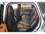 Land Rover Range Rover Sport 5.0 V8 Supercharged SVR | 551PK | Panorama dak | Meridian Audio| F1 flippers | Elektr. trekhaak | Alcantara hemel zwart | Schaalstoelen + verwarming en ventilatie | Standkachel | Stuurverwarming | Apple carplay |