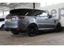 Land Rover Range Rover Sport 5.0 V8 Supercharged SVR | 551PK | Panorama dak | Meridian Audio| F1 flippers | Elektr. trekhaak | Alcantara hemel zwart | Schaalstoelen + verwarming en ventilatie | Standkachel | Stuurverwarming | Apple carplay |