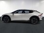 Kia EV6 Light Edition 63 kWh | Stoelverwarming | Adaptieve cruise control | Parkeersensoren | Stuurwiel verwarmd |