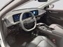 Kia EV6 Light Edition 63 kWh | Stoelverwarming | Adaptieve cruise control | Parkeersensoren | Stuurwiel verwarmd |