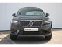 Volvo XC40 T4 Automaat Ultimate Bright | Panoramadak met schuif-/kantelfunctie | Premium audio by Harman Kardon | Verwarmbare voorstoelen en stuurwiel | Adaptive cruise control | Apple carplay/Android auto | Park Assist & Camera |