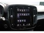Volvo XC40 T4 Automaat Ultimate Bright | Panoramadak met schuif-/kantelfunctie | Premium audio by Harman Kardon | Verwarmbare voorstoelen en stuurwiel | Adaptive cruise control | Apple carplay/Android auto | Park Assist & Camera |