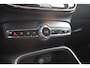 Volvo XC40 T4 211PK AUT7 Ultimate Bright | Adaptive Cruise & Pilot Assist | Power Seats | Harman/Kardon Premium Audio | Schuif-/Kanteldak | Stoel & Stuurverwarming | Draadloos laden telefoon | AppleCarplay/AndroidAuto | Park Assist & Camera |