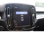 Volvo XC40 T4 Automaat Ultimate Bright | Panoramadak met schuif-/kantelfunctie | Premium audio by Harman Kardon | Verwarmbare voorstoelen en stuurwiel | Adaptive cruise control | Apple carplay/Android auto | Park Assist & Camera |
