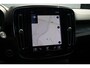 Volvo XC40 T4 211PK AUT7 Ultimate Bright | Adaptive Cruise & Pilot Assist | Power Seats | Harman/Kardon Premium Audio | Schuif-/Kanteldak | Stoel & Stuurverwarming | Draadloos laden telefoon | AppleCarplay/AndroidAuto | Park Assist & Camera |