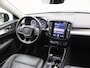 Volvo XC40 B4 197pk Geartronic Mild Hybrid Momentum Pro [ LEDER+WINTER PACK+CARPLAY+PDC+LED+NAVIGATIE ]