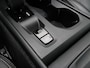 Volvo XC40 B4 197pk Geartronic Mild Hybrid Momentum Pro [ LEDER+WINTER PACK+CARPLAY+PDC+LED+NAVIGATIE ]