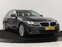 BMW 5-Serie 530e Business Edition Plus | Laser LED | Head-Up | Leder | Stoelverwarming | Trekhaak | Camera | Park Assist | Carplay | Navigatie | Memory | Live Cockpit