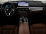 BMW 5-Serie 530e Business Edition Plus | Laser LED | Head-Up | Leder | Stoelverwarming | Trekhaak | Camera | Park Assist | Carplay | Navigatie | Memory | Live Cockpit