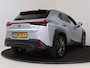 Lexus UX 250h F-Sport Design | Stoel & stuurverwarming | Bi-Tone | Lederen bekleding |