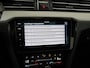 Volkswagen Passat Variant 1.4 TSI PHEV GTE | DCC Adaptief | Head Up | Panoramadak | Zondag Open!
