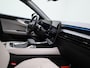 Renault Espace E-Tech full hybrid 200 iconic 7p. | Head-up Display | 4Control | 360-graden Camera | Stoel- & Stuurwielverwarming | Voorruit Verwarmd | Elektrisch Verstelbare Stoelen | Lederen Bekleding 'Gris Sable' | Adaptieve Cruise Control | 20" LMV "Effie'