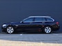 BMW 5-Serie Touring 528i High Executive|Leder|Keyless|Dealer Onderhouden