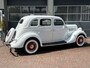 Ford V8 48 sedan uit 1935 – Klassieker met karakter en een berg werk verzet! Uniek !!