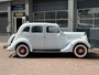 Ford V8 48 sedan uit 1935 – Klassieker met karakter en een berg werk verzet! Uniek !!