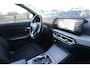 BMW 3-Serie Touring 318I 157PK 4CILINDER ORIGINEEL NEDERLANDS 1E EIGENAAR NIEUW MODEL CURVED DASHBOARD! FULL LED ANDROID/APPLECARPLAY GROOTBEELD NAVIGATIE ECC AIRCO CRUISECONTROL PDC V+A 17INCH ELECTR.KLEP ENZ...