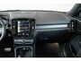 Volvo XC40 T5 Recharge R-Design | Panoramadak | Premium audio by Harman Kardon | Verwarmbare voorstoelen en achterbank | Verwarmbaar stuurwiel | Elektrische bedienbare voorstoel | 360° Parkeercamera | Parkeersensoren voor + achter
