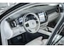Volvo XC60 T6 Automaat Plug-in hybrid AWD Plus Dark | Harman Kardon premium audio | Blond lederen bekleding | Panoramadak | Google infotainment | 4-seizoenenbanden | Adaptive cruise control | Semi-electrische wegklapbare trekhaak | 360° parkeercamera | Parkeersensoren voor + achter