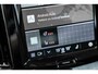 Volvo XC60 T6 Automaat Plug-in hybrid AWD Plus Dark | Premium audio by Harman Kardon | Elektrisch wegklapbare trekhaak | Panoramadak | Verwarmbare voorstoelen, achterbank en  stuurverwarming | 4-seizoenenbanden | Adaptive cruise control | 360° parkeercamera | Parkeersensoren voor + achter | Blond lederen bekleding