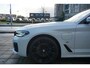 BMW 5-Serie Touring 530e High Executive M Pakket | Trekhaak | LASER | ACC